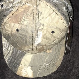 Realtree Hardwoods Cap Multi-terrain Camo Pattern